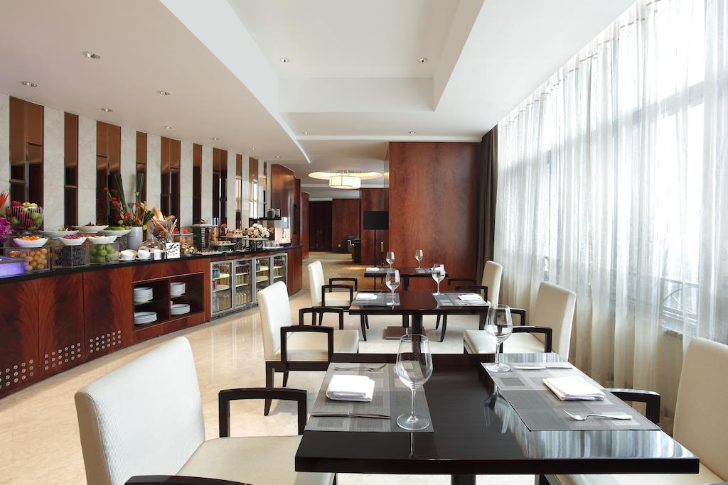 Howard Johnson Kaina Plaza Changzhou Чанчжоу Екстер'єр фото