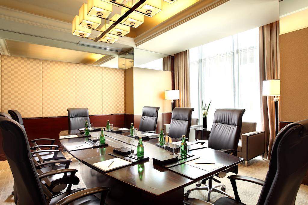 Howard Johnson Kaina Plaza Changzhou Чанчжоу Екстер'єр фото