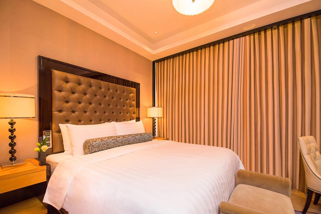 Howard Johnson Kaina Plaza Changzhou Чанчжоу Екстер'єр фото