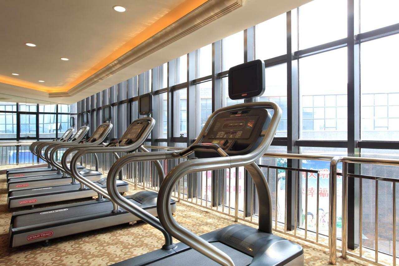 Howard Johnson Kaina Plaza Changzhou Чанчжоу Екстер'єр фото